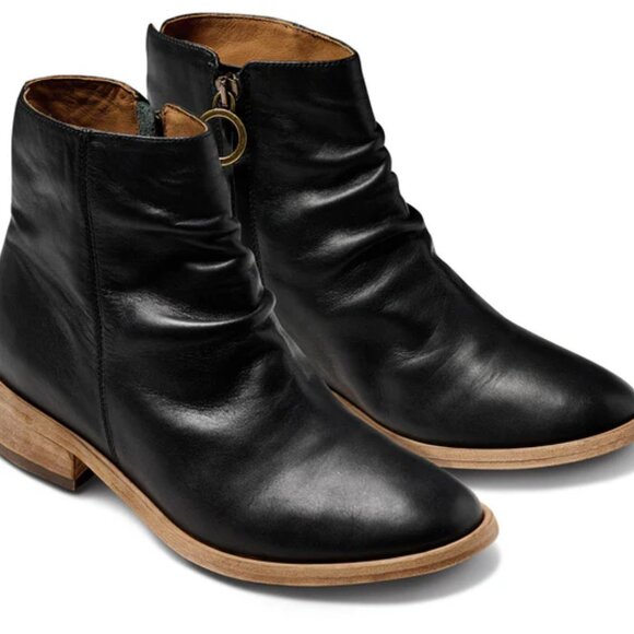 NEW BEEK Made In Mexico Leather Quail Booties in black for women 825 13m8 - Picture 2 of 8